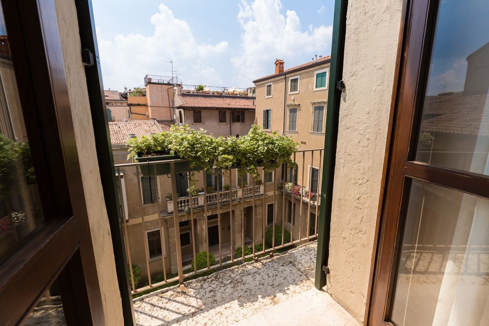 Escalus Luxury Suites Verona Luaran gambar